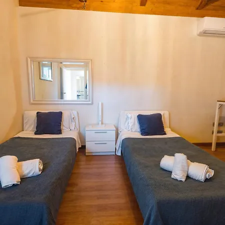 Luna- Pool With Jacuzzi By The Villa