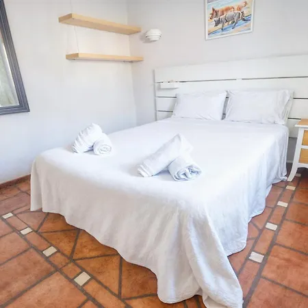 Luna- Pool With Jacuzzi By The Villa