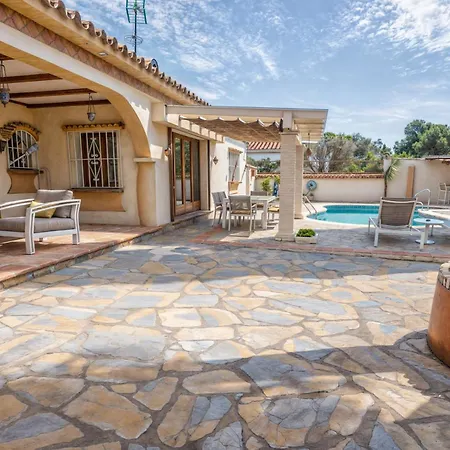 Villa Luna- Pool With Jacuzzi By The Estepona