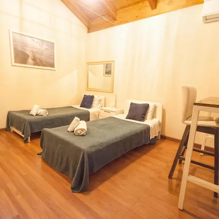 Luna- Pool With Jacuzzi By The 别墅 埃斯特波纳