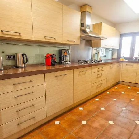 Luna- Pool With Jacuzzi By The 别墅 埃斯特波纳