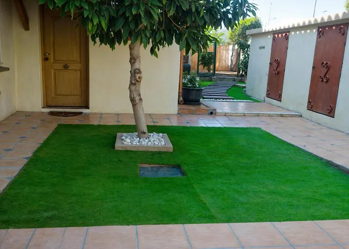 Luna- Pool With Jacuzzi By The 别墅 *