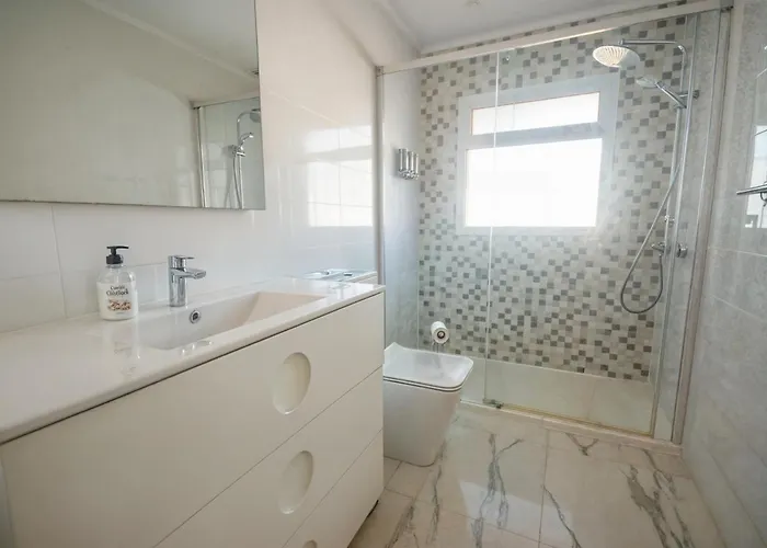 别墅 Luna- Pool With Jacuzzi By The