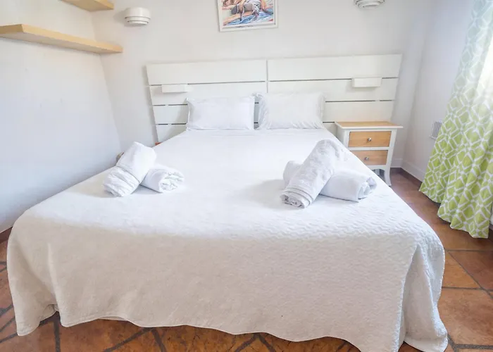 Willa Luna- Pool With Jacuzzi By The Estepona