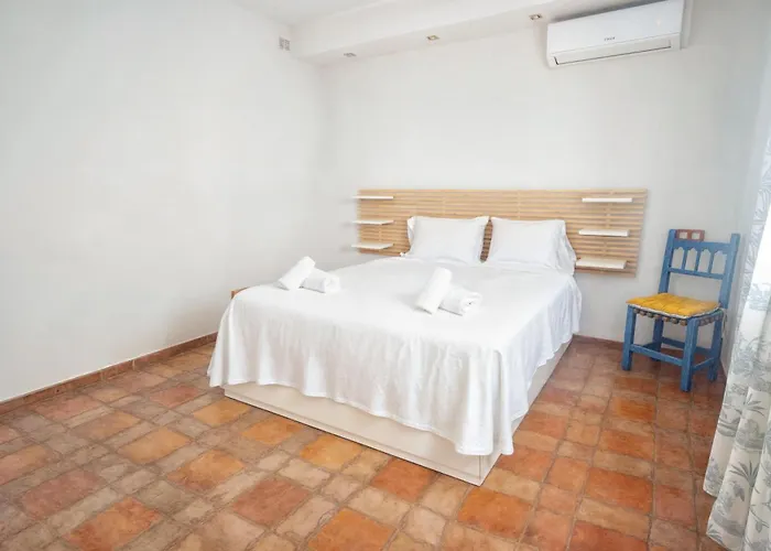 Luna- Pool With Jacuzzi By The * Estepona