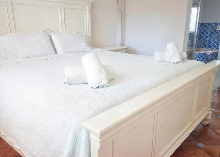 Luna- Pool With Jacuzzi By The * Estepona